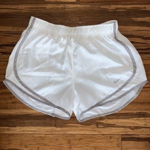 women’s nike running shorts